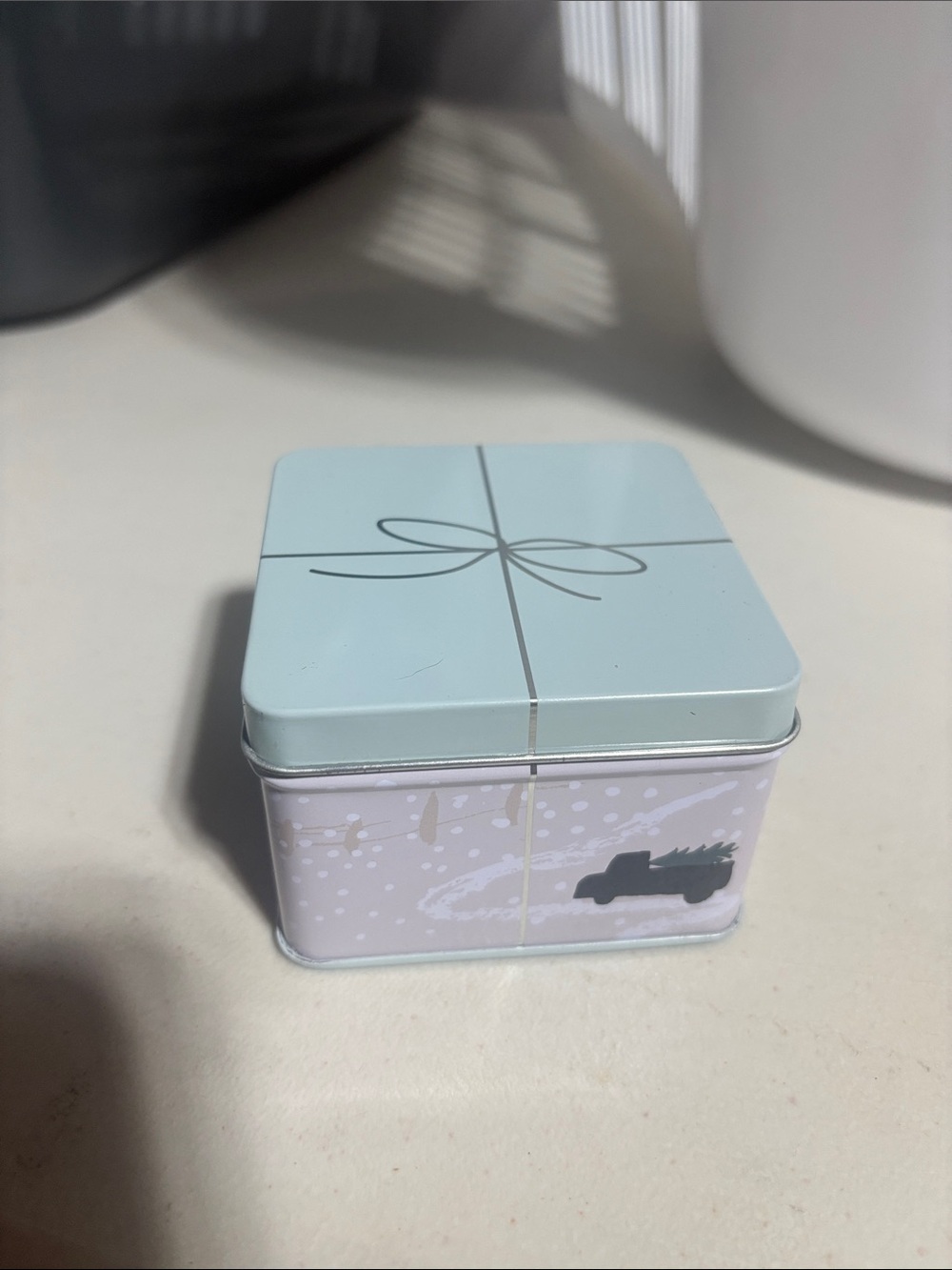 Sugar and Spice Candle Tin